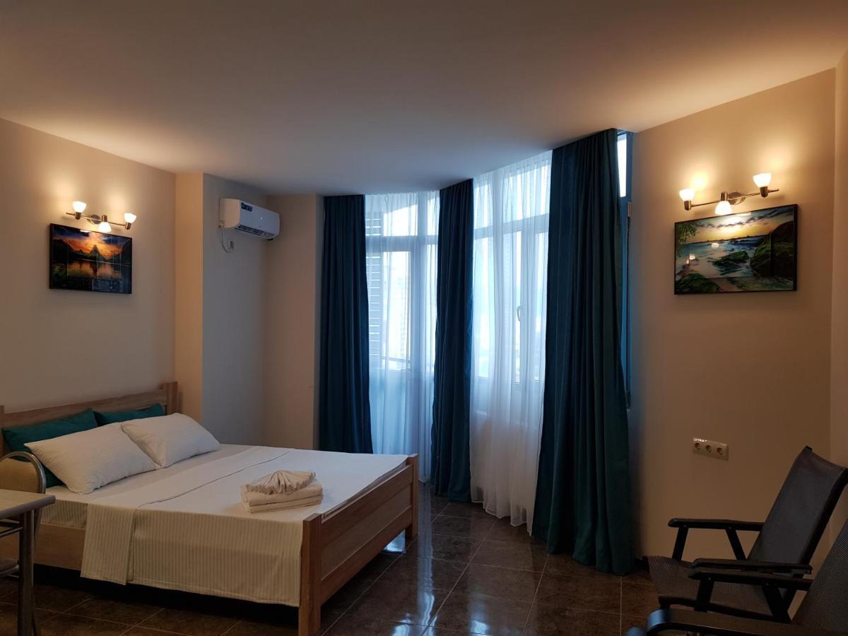 Breeze Batumi Apartment Luaran gambar