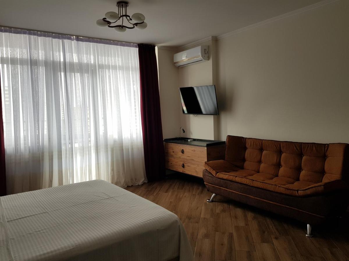 Breeze Batumi Apartment Luaran gambar