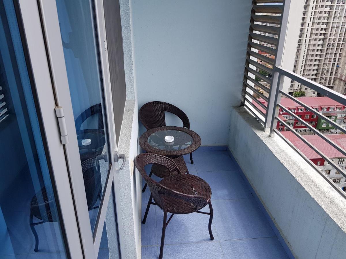 Breeze Batumi Apartment Luaran gambar