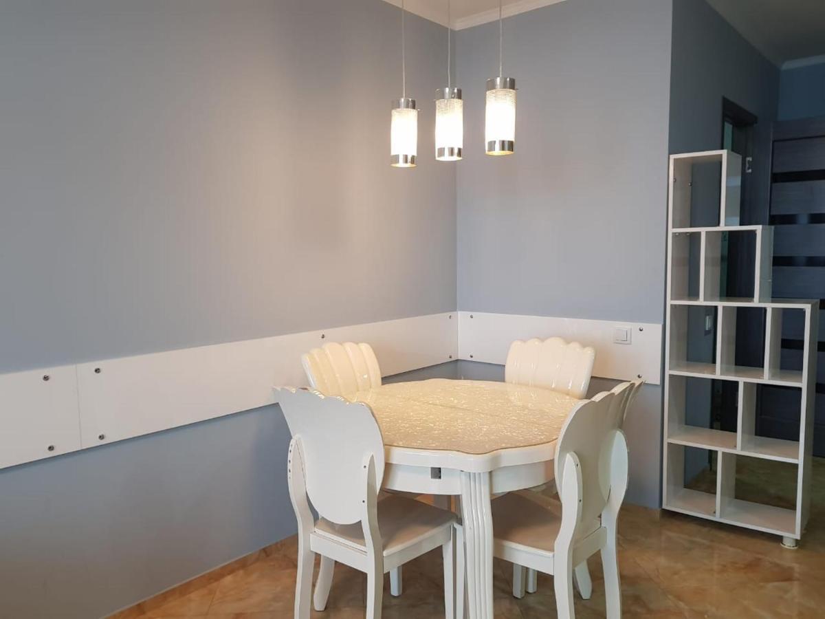 Breeze Batumi Apartment Luaran gambar