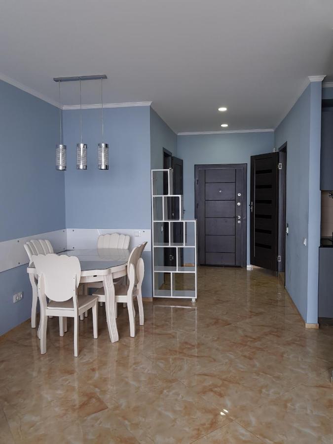Breeze Batumi Apartment Luaran gambar