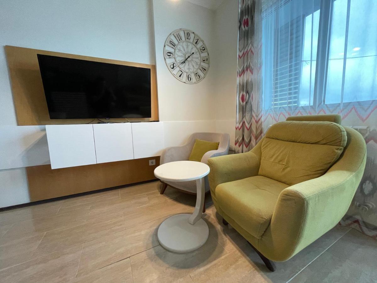 Breeze Batumi Apartment Luaran gambar