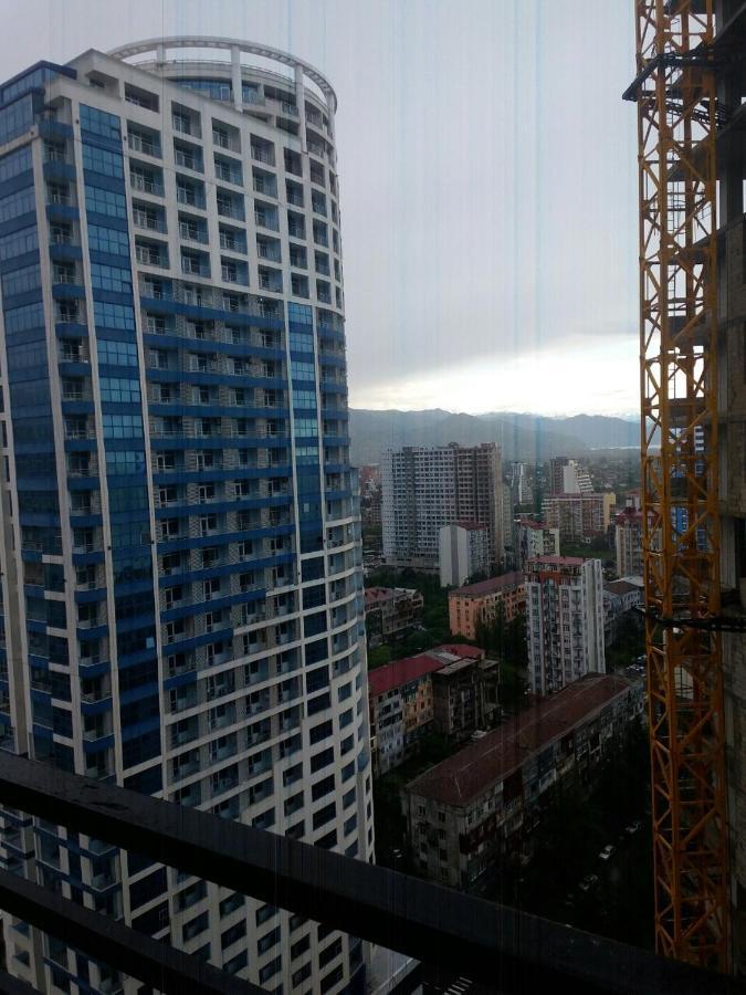 Breeze Batumi Apartment Luaran gambar