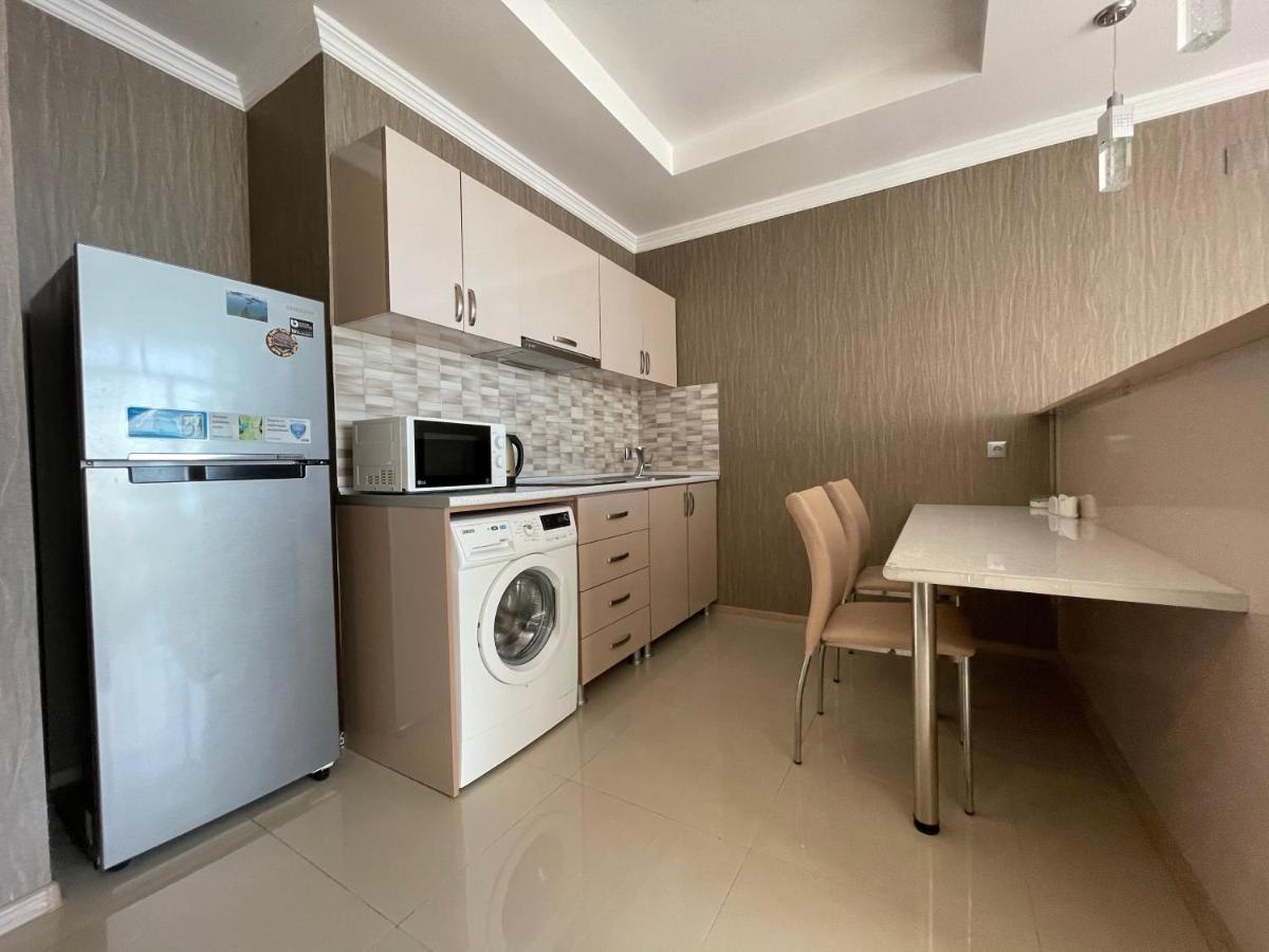 Breeze Batumi Apartment Luaran gambar
